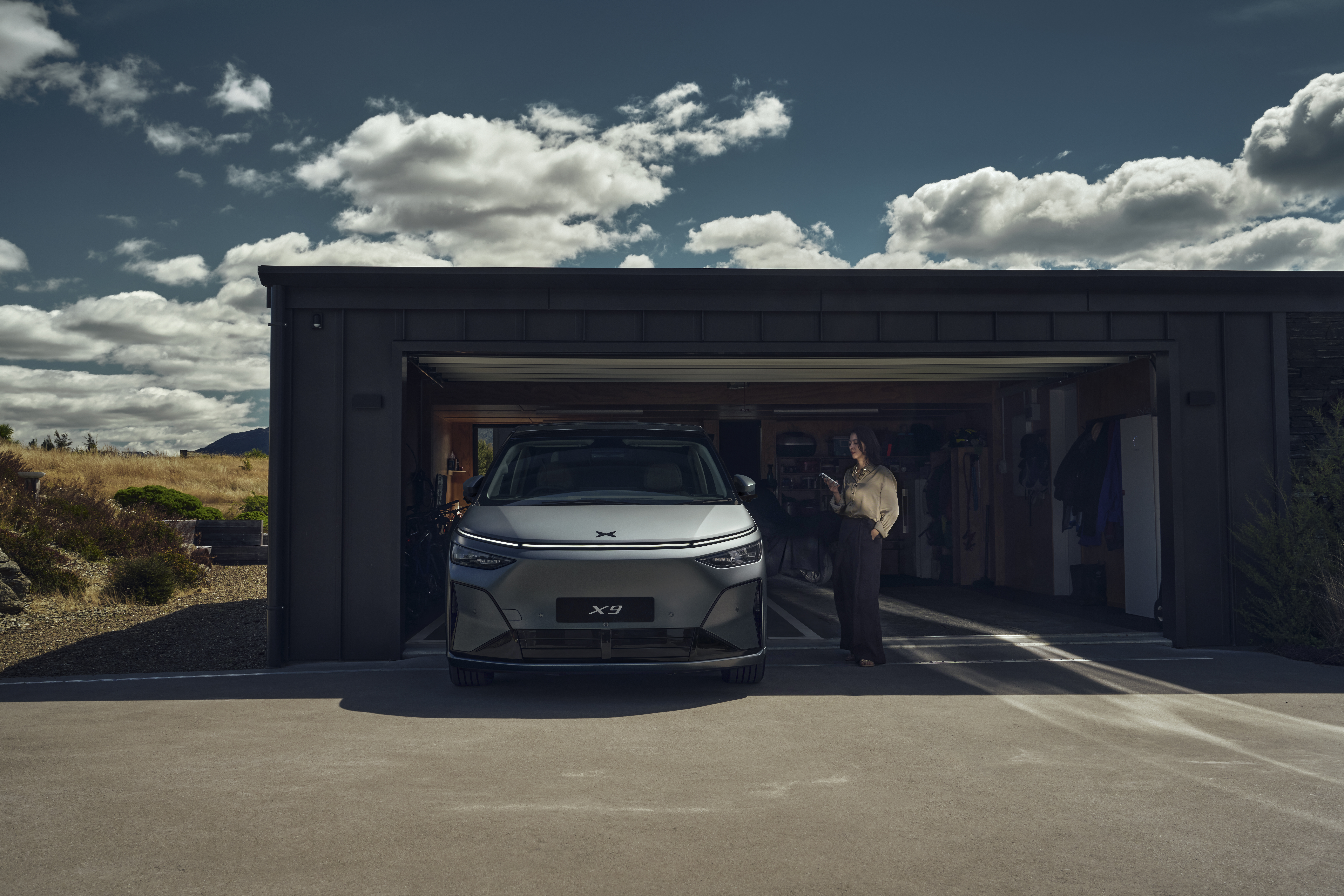XPENG X9_22_Remote Parking _ ÚüÑµÄºµ│èÞ¢ª.jpg